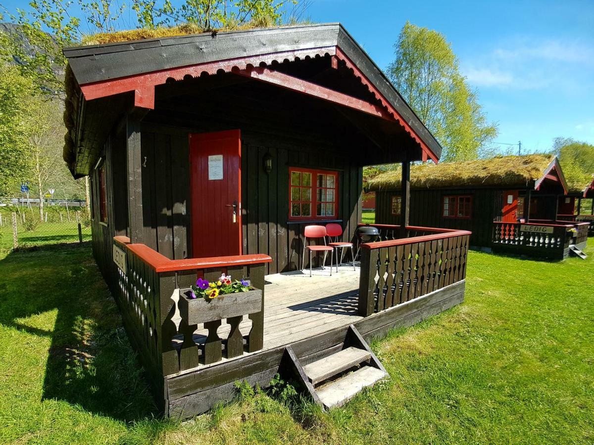 Vistdal Camping Myklebostad  Dış mekan fotoğraf